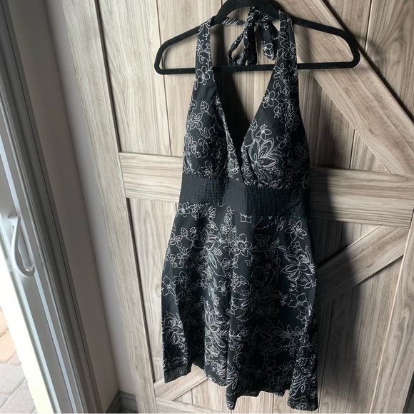 White House Black Market Embroidered Floral Halter Sundress - Picture 3 of 5